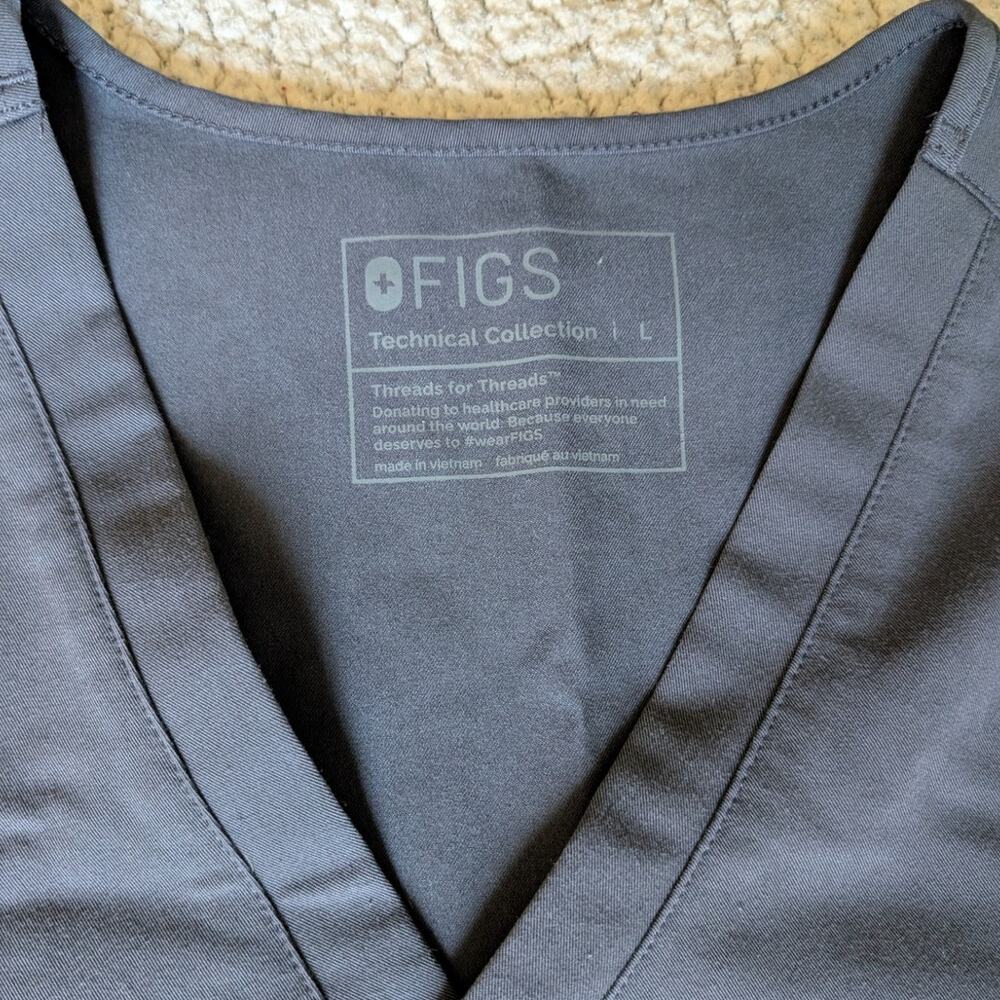 FIGS Gray Scrub Top #FW1000 1 Pocket Size L
